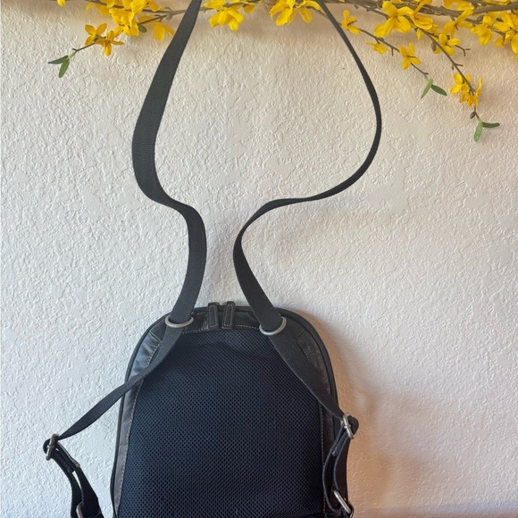 Jack Georges Voyager Collection Black Leather Small Backpack /Crossbody– EUC - Picture 8 of 12